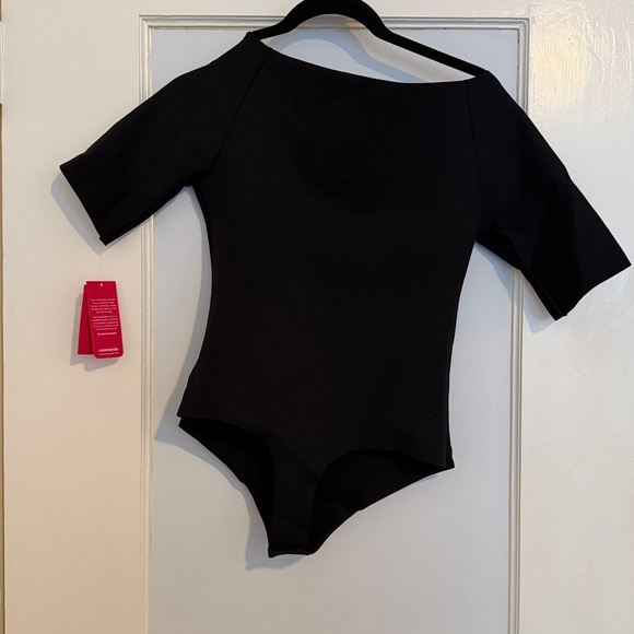 NWT Commando Black Bodysuit with Half Sleeves - Picture 7 of 8